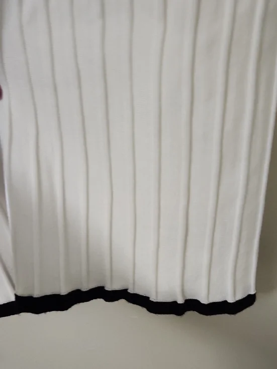 Commense 2-Piece Knit Set NWT - Picture 8 of 9